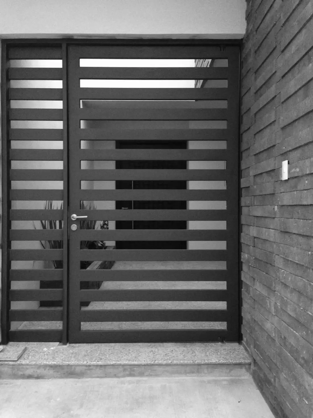 Rejas y puertas de seguridad - ConstruFach
