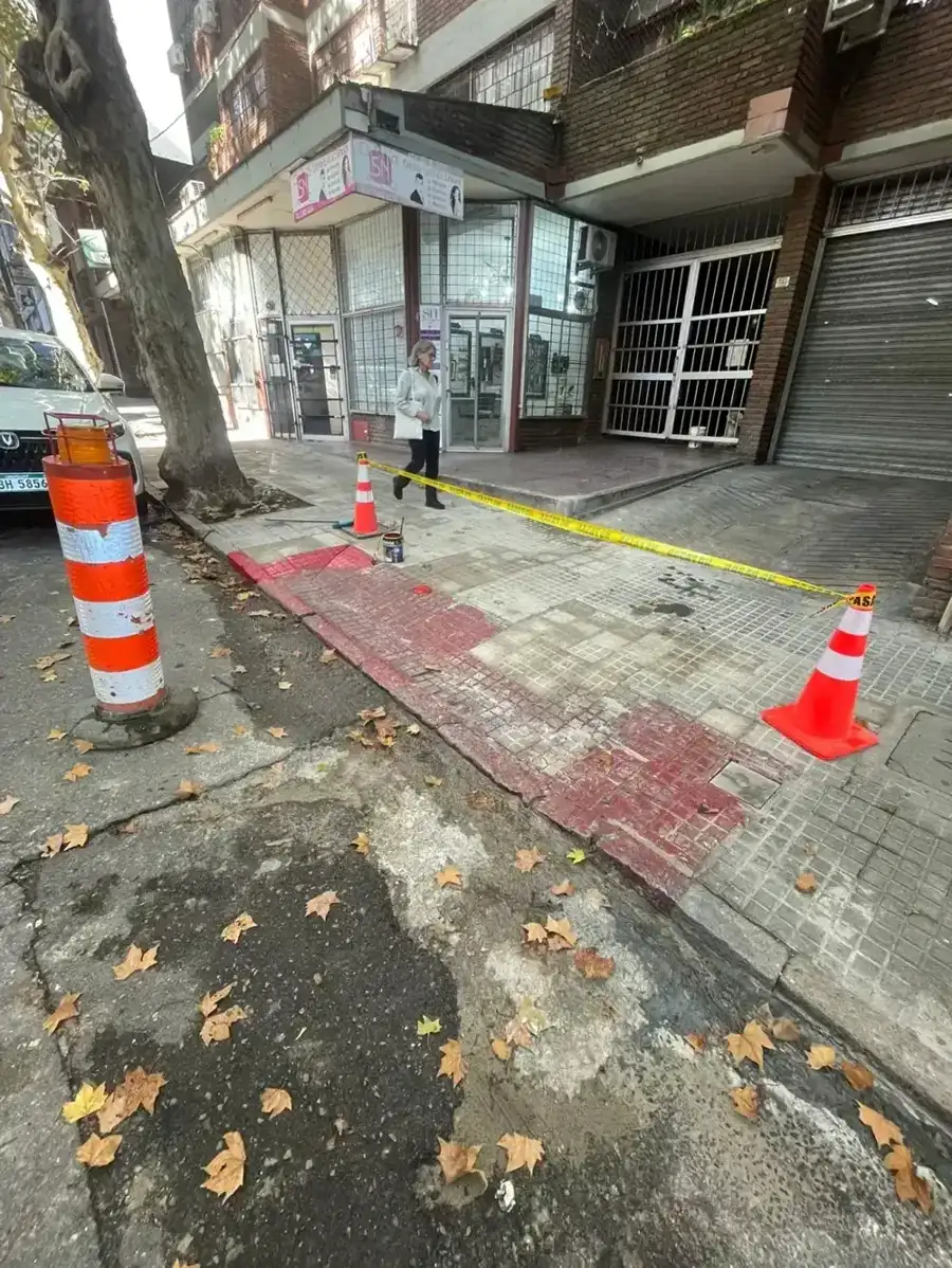Imagen del trabajo Rampa de acceso y reforma de vereda en edificio