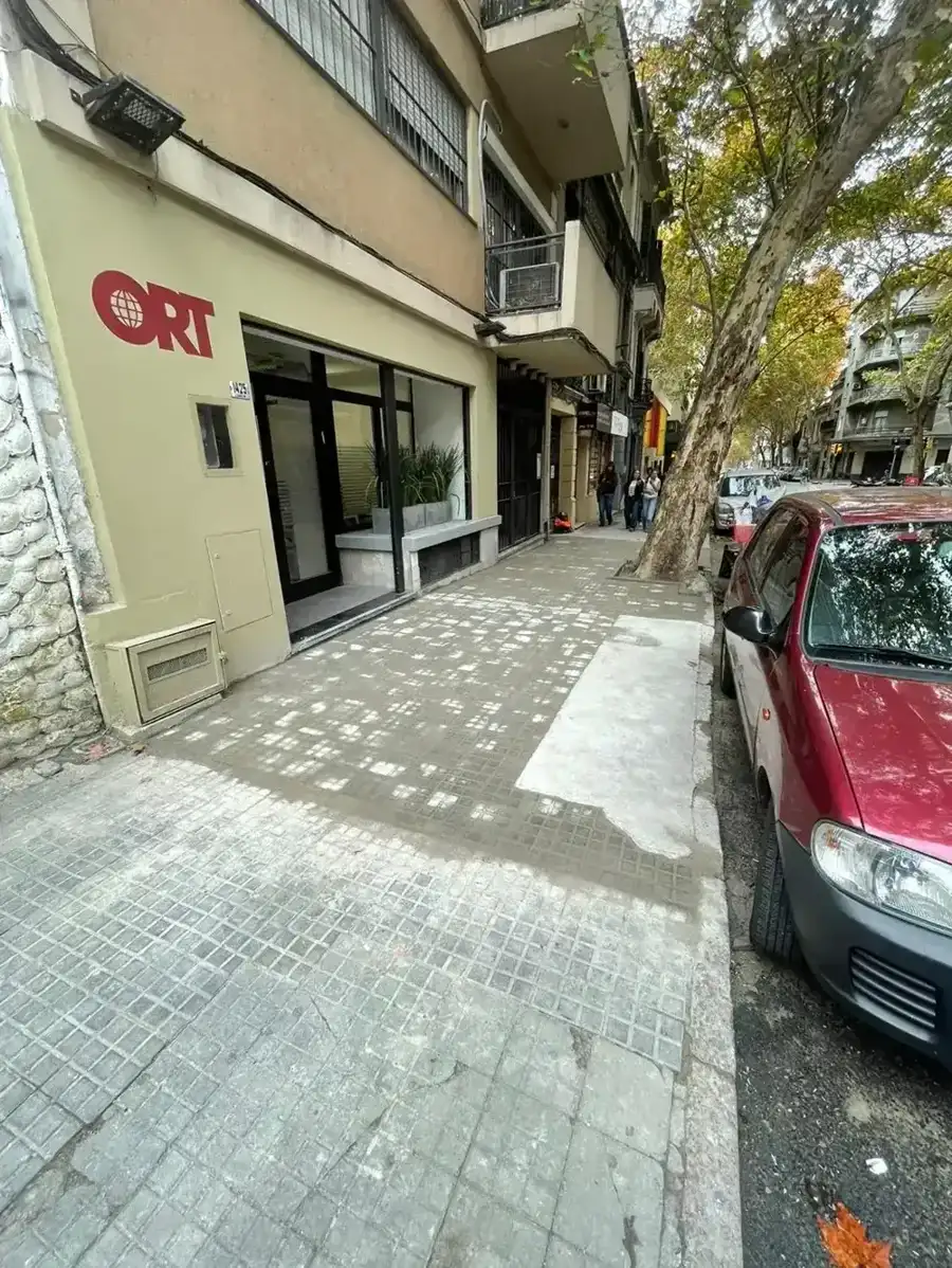 Renovación de veredas en Universidad ORT - ConstruFach